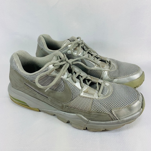 nike trainer sc 2010